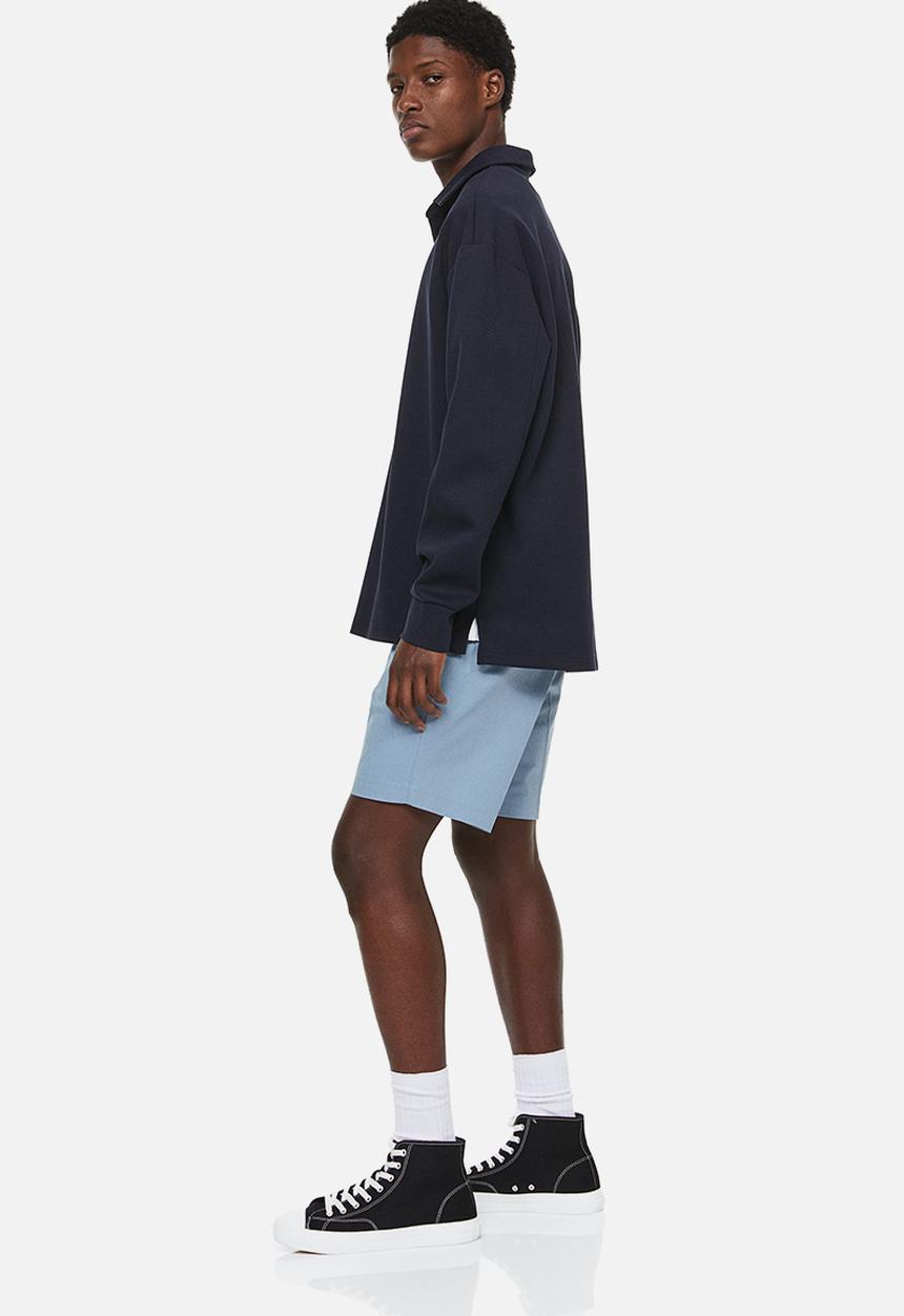 H&M - Regular fit chino shorts - light blue