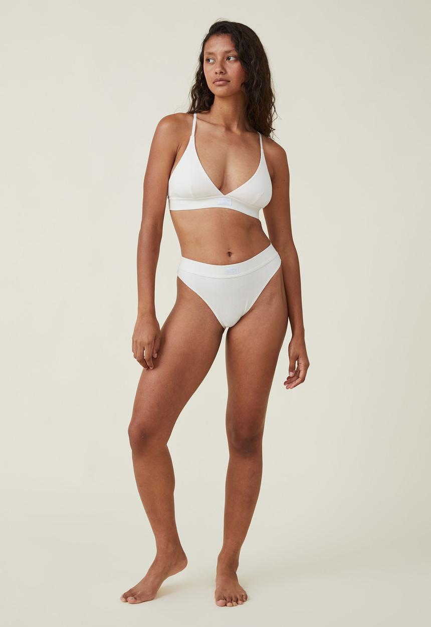 Cotton On - Organic cotton branded brasiliano - whisper white