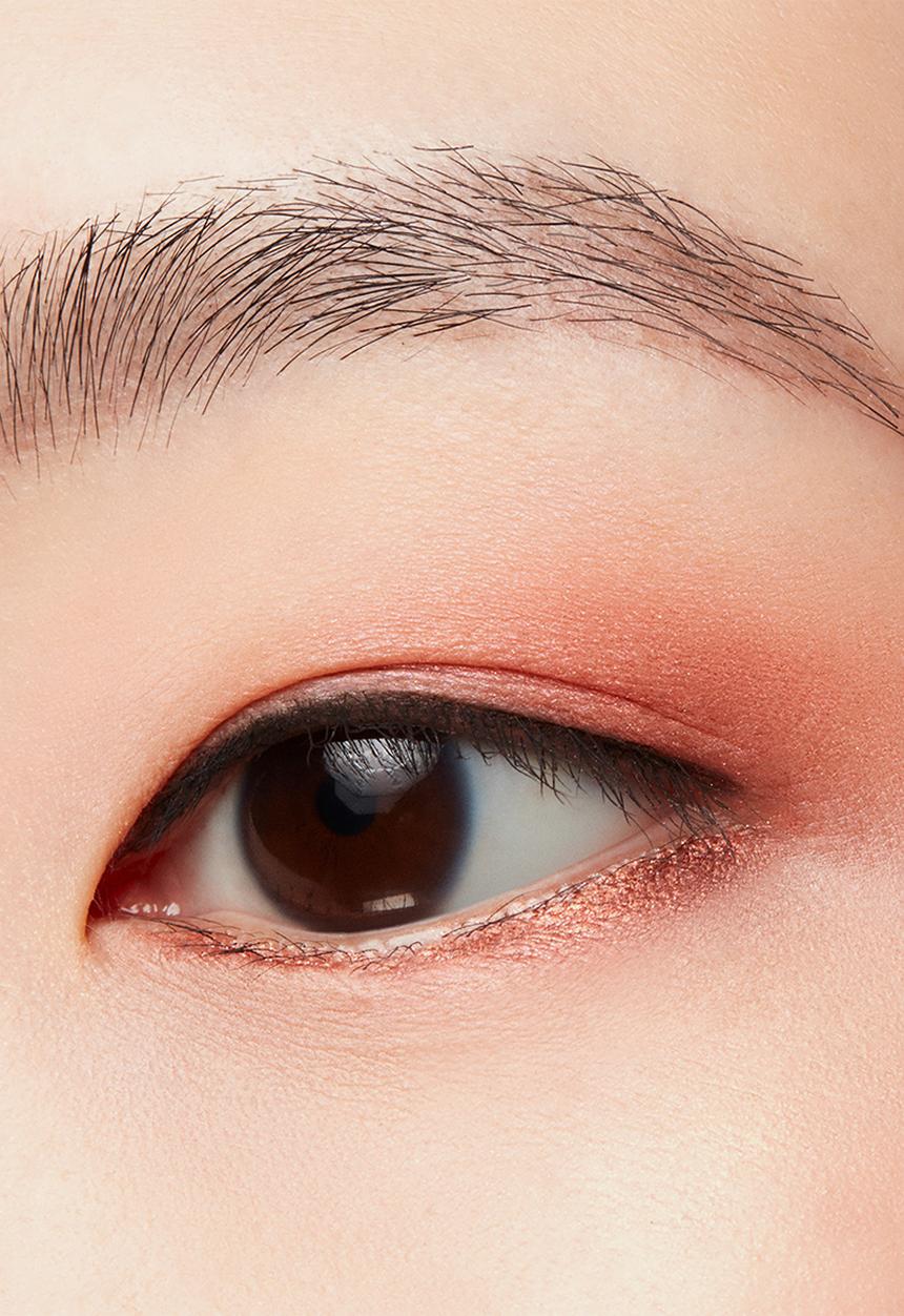 MAC - New Year Shine Year Of Glam Eye Shadow x8