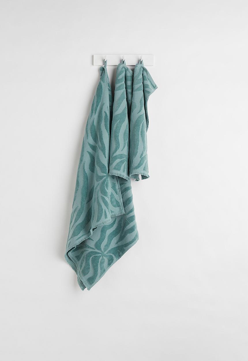 H&M - Jacquard-weave bath towel - turquoise