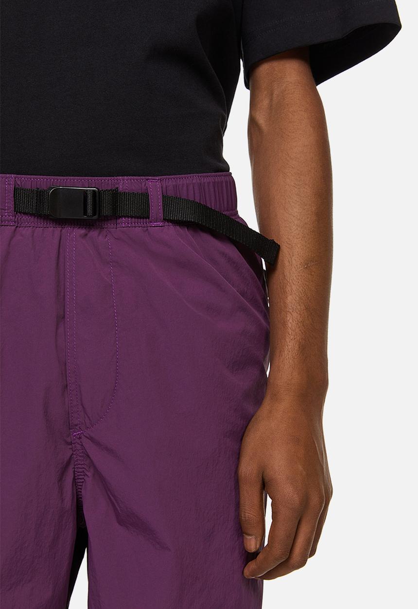 H&M - Relaxed fit belted nylon shorts - dark purple