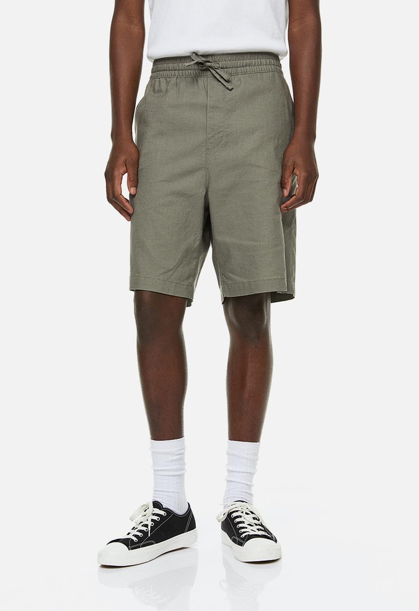 H&M - Loose fit linen-blend shorts - khaki green
