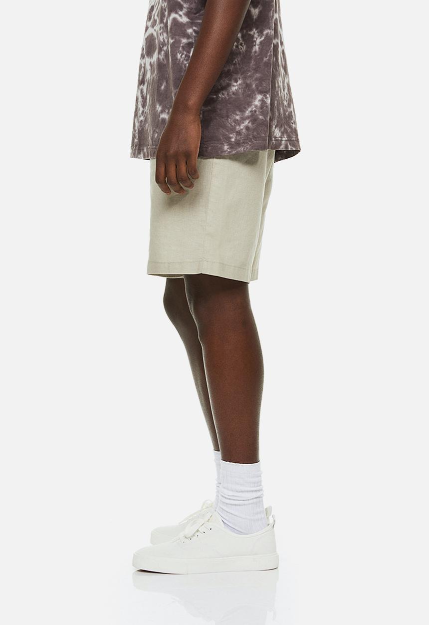 H&M - Loose fit linen-blend shorts - light beige