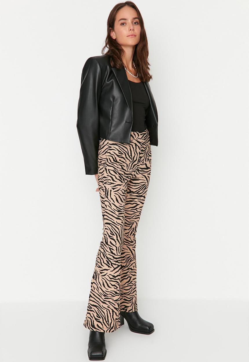 Trendyol - Printed straight trousers - camel