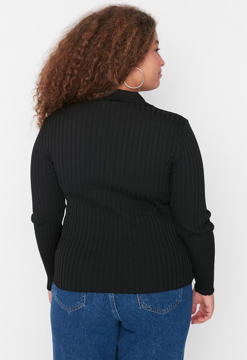Trendyol - Plus ribbed polo collar thin knit top - black