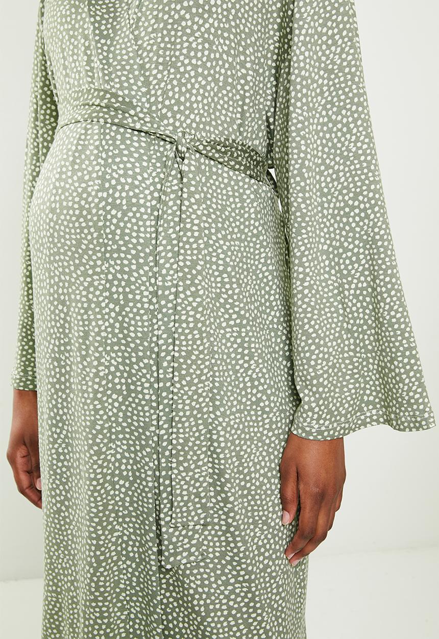 Superbalist - Maternity recovery sleep robe - sage spot