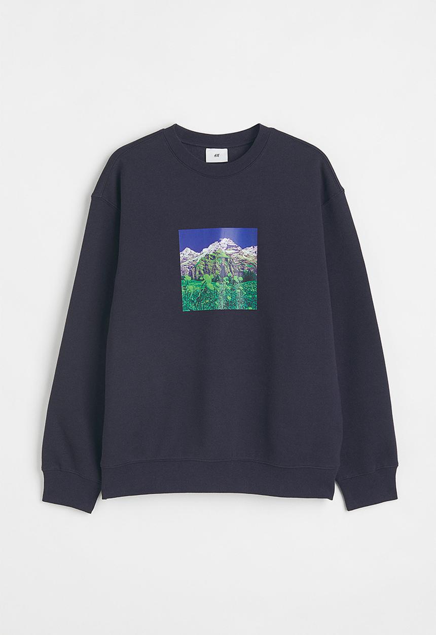 H&M - Relaxed fit sweatshirt - dark blue/head for the hills