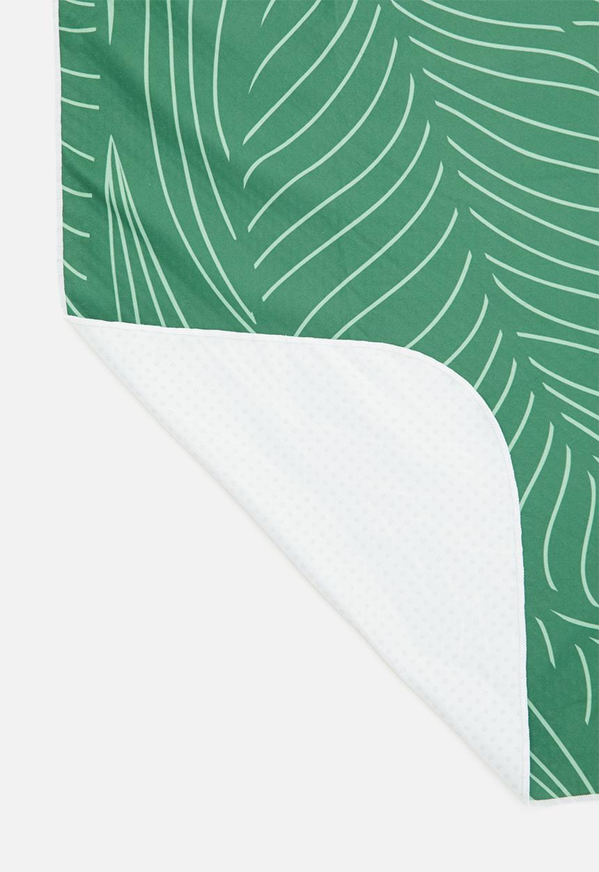 Bobums - Non slip yoga towel - feather leaf