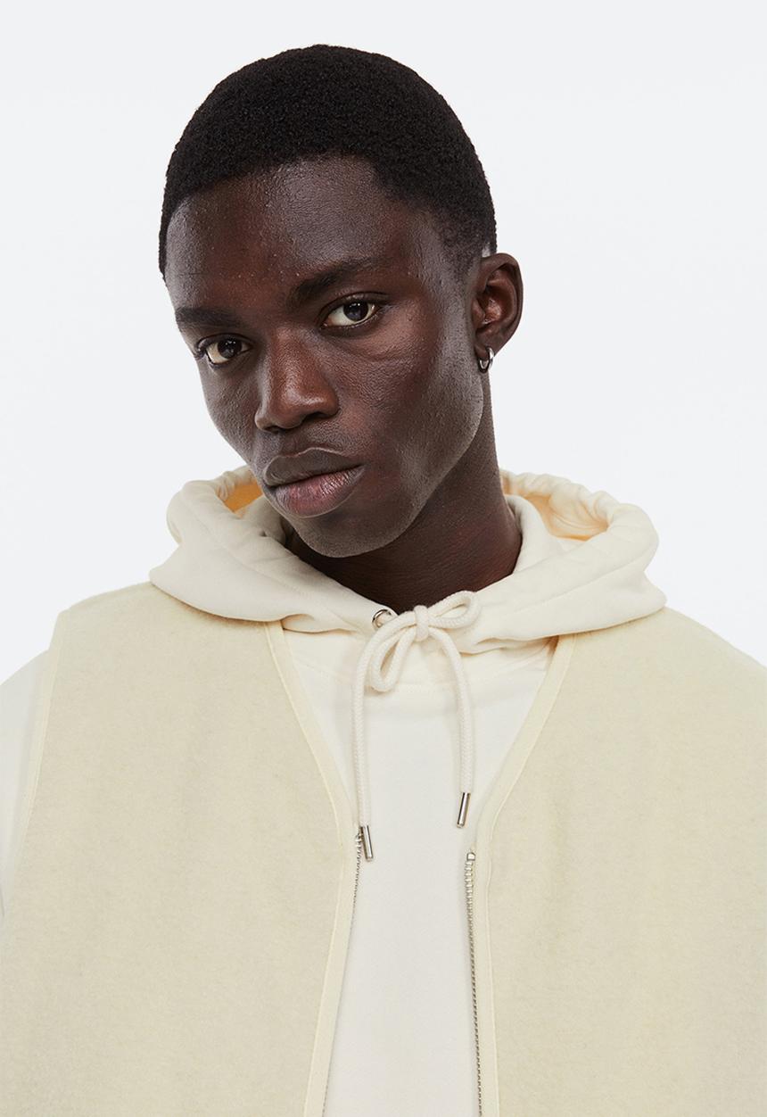 H&M - Essentials no 3: the hoodie - light beige