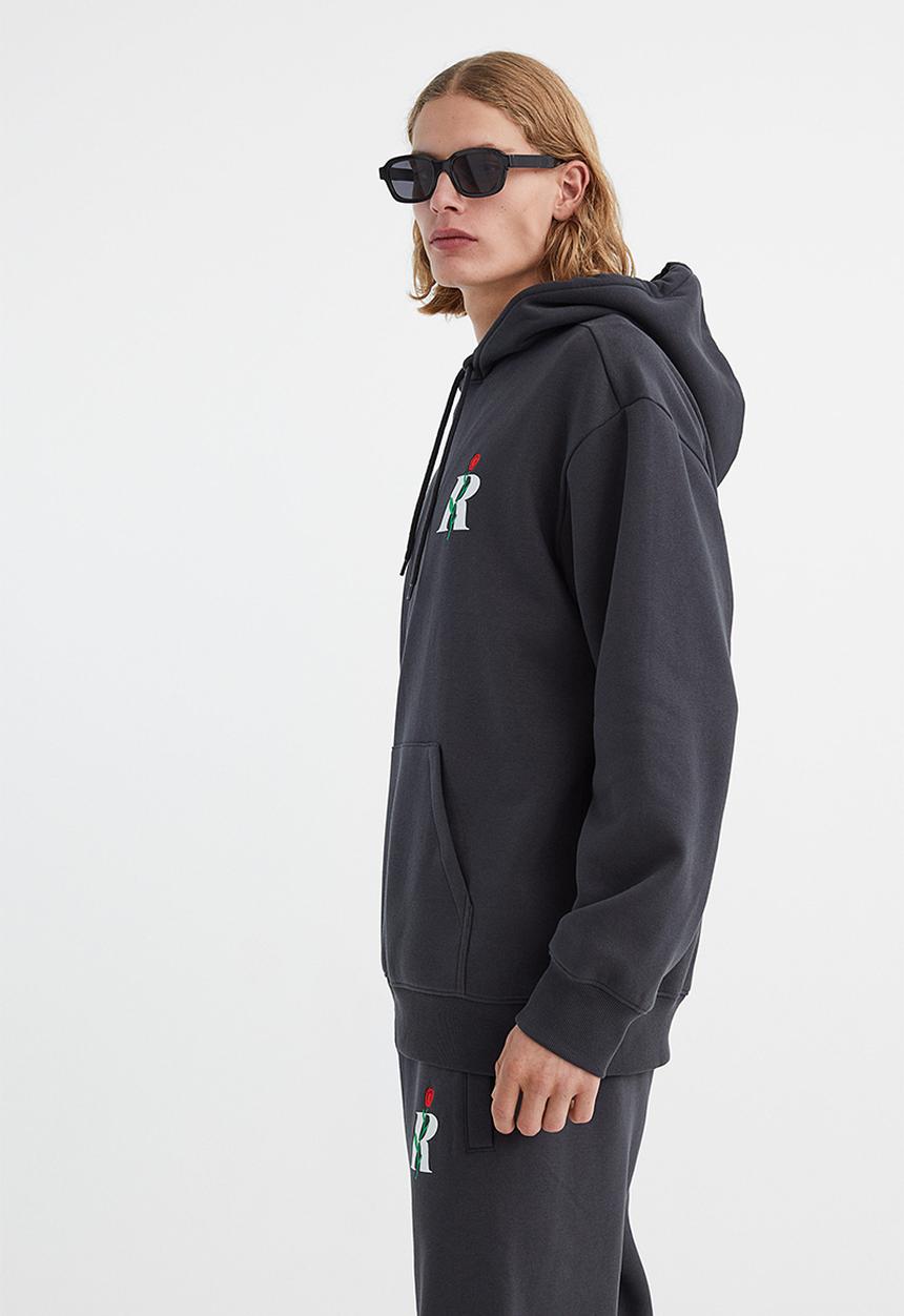 H&M - Relaxed fit printed hoodie - dark grey/rose
