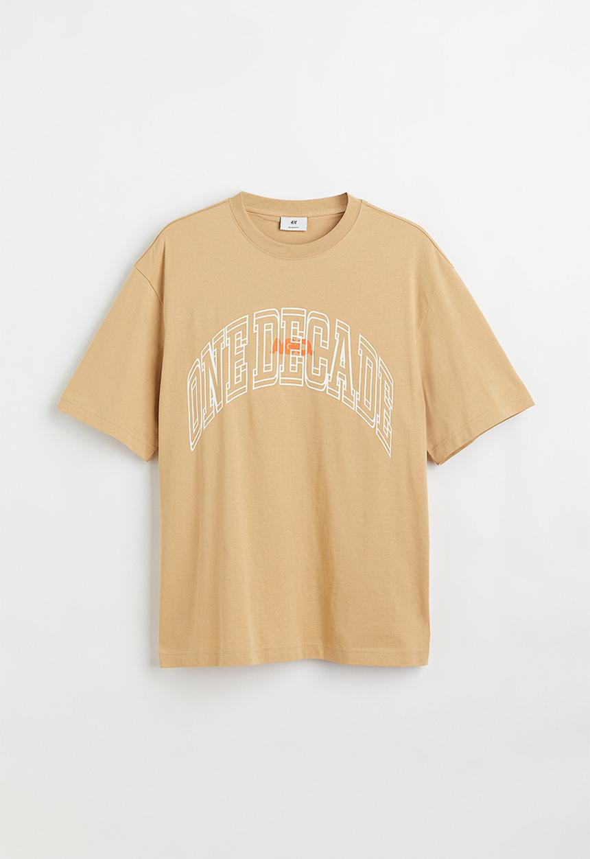 H&M - Relaxed fit cotton T-shirt - beige/one decade
