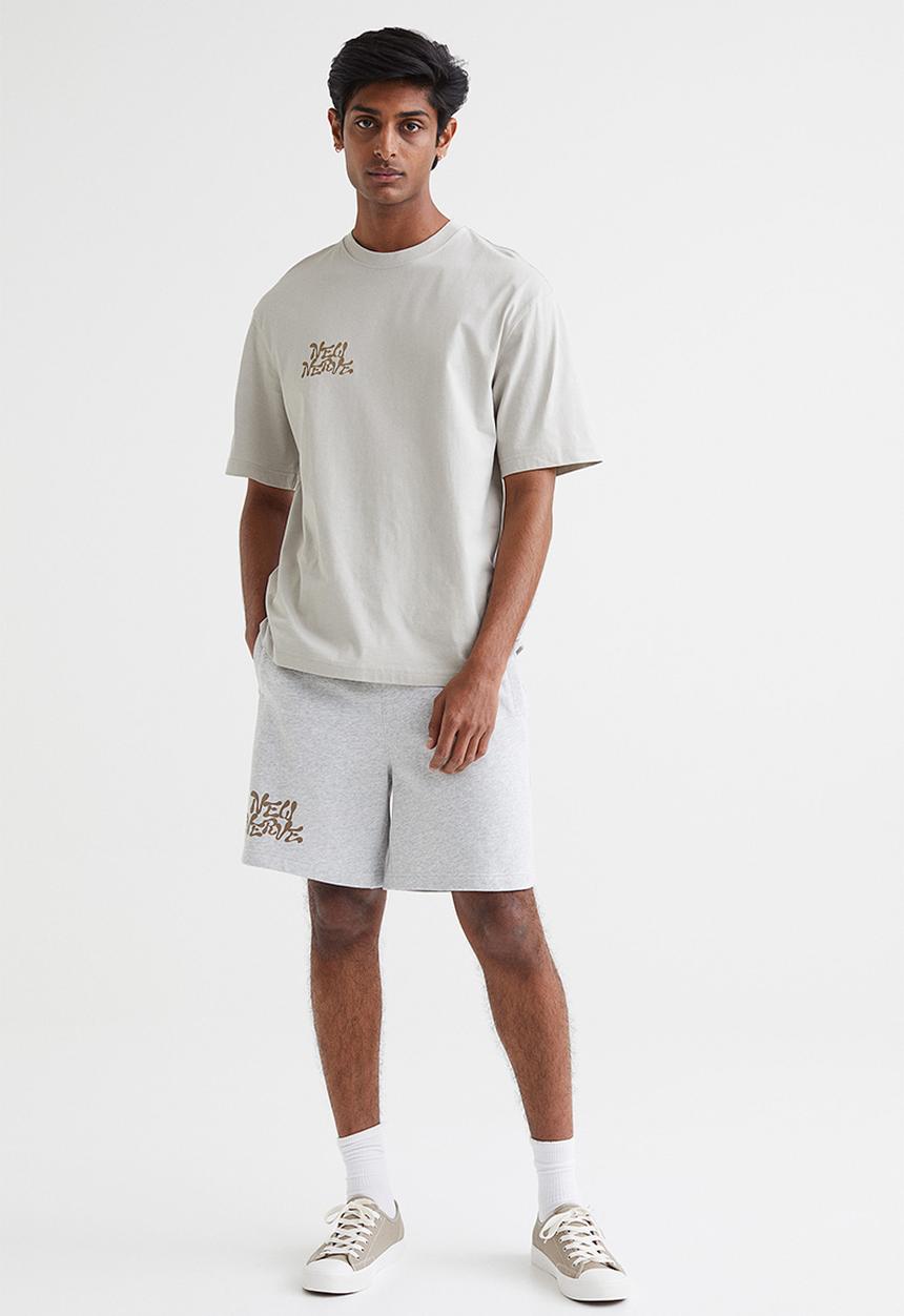 H&M - Relaxed fit cotton T-shirt - light grey/new nerve