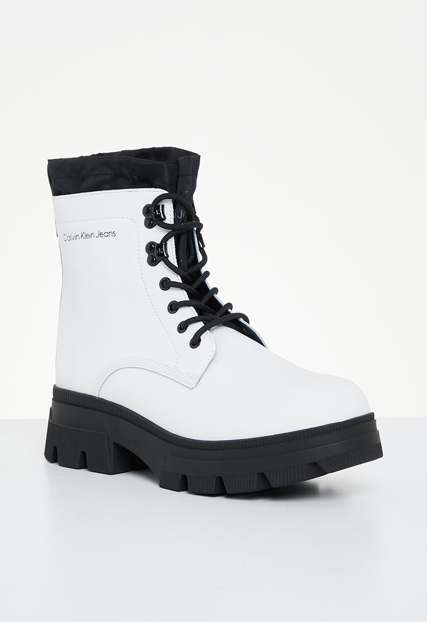 Calvin Klein - Chunky combat laceup hiking - bright white