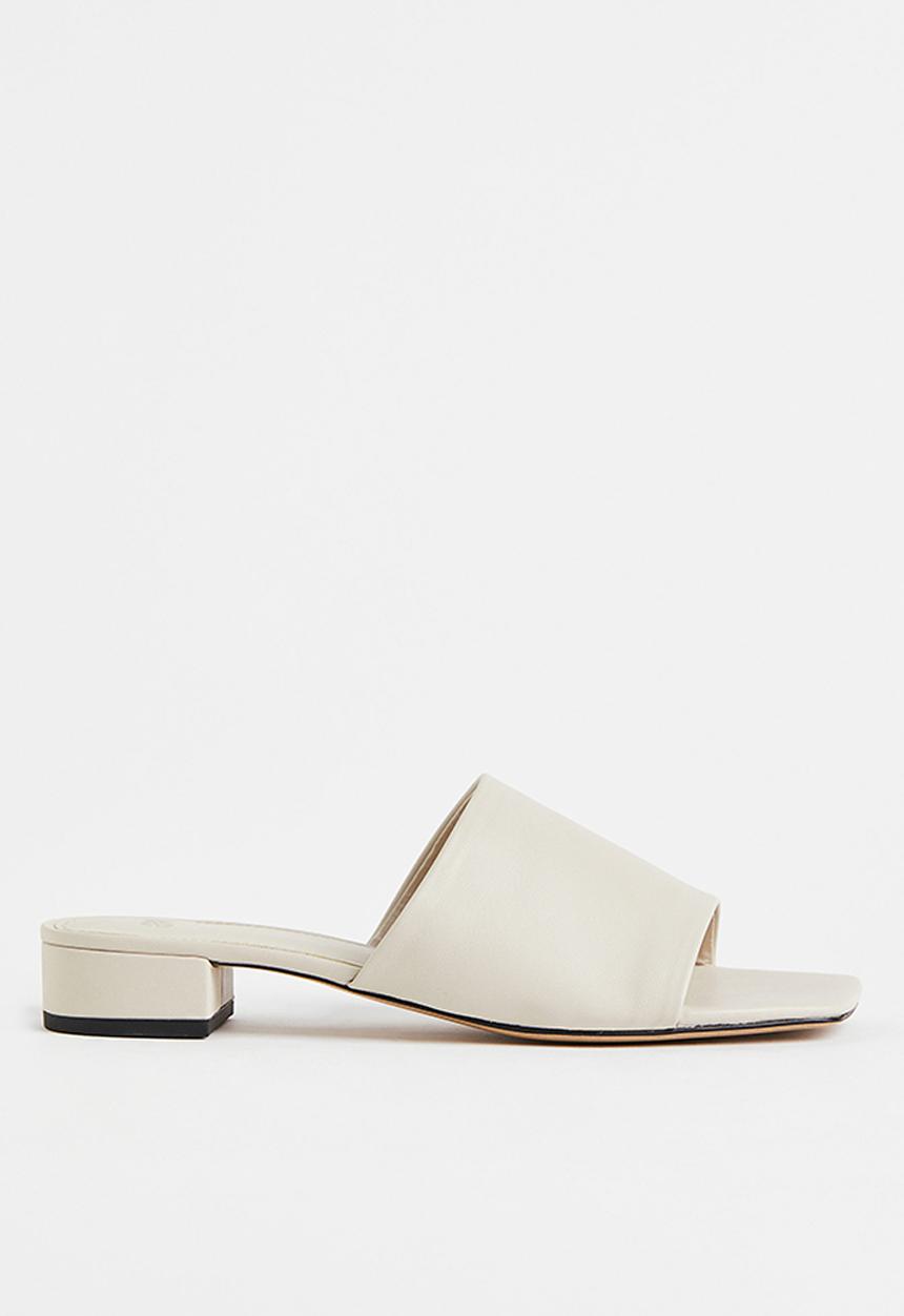 H&M - Slides - natural white