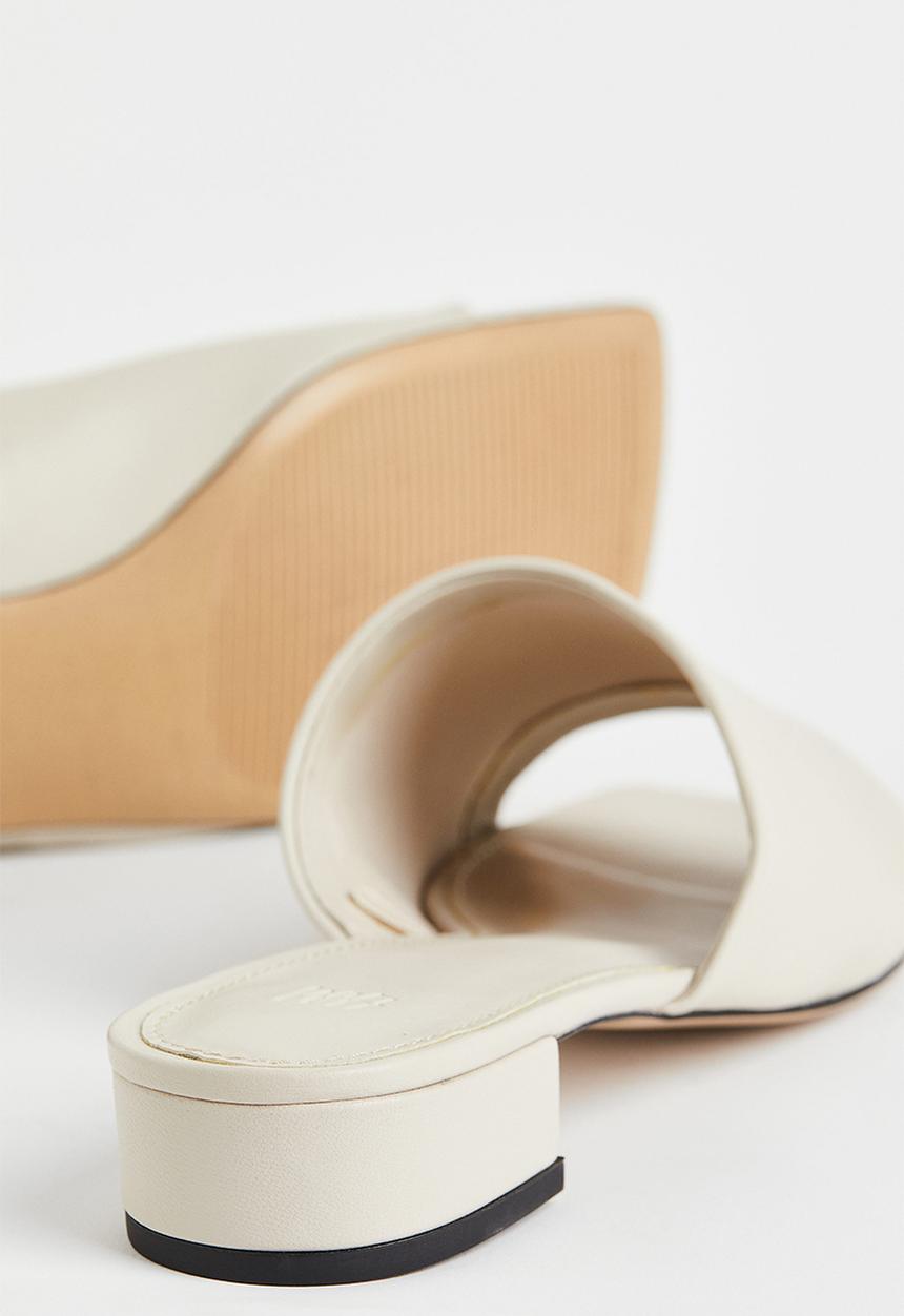 H&M - Slides - natural white