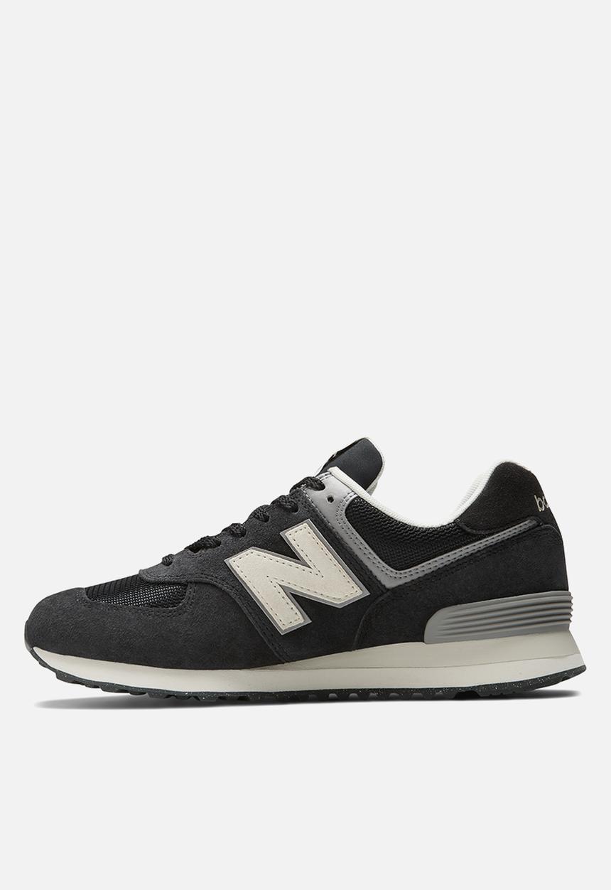 New Balance  - 574 v2 - black (001)