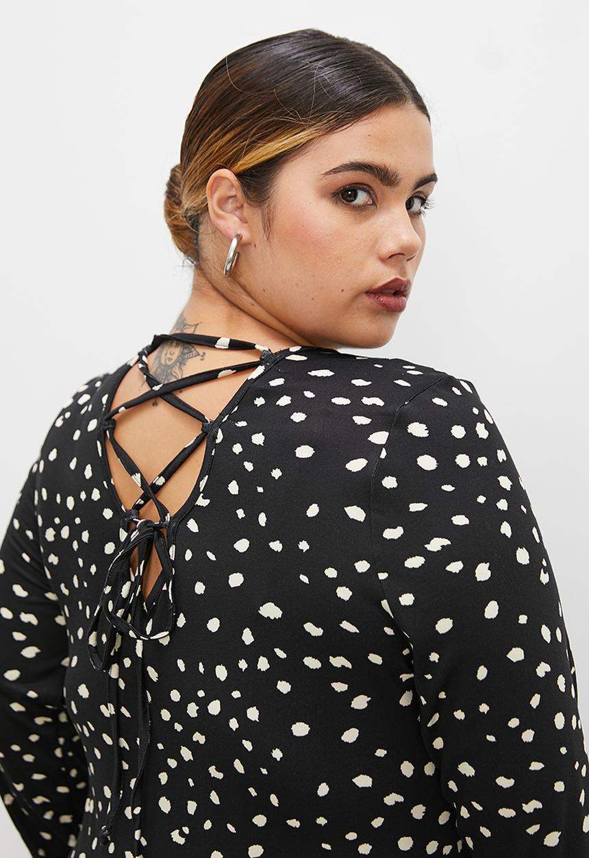 Superbalist - Printed back tie top - black and white