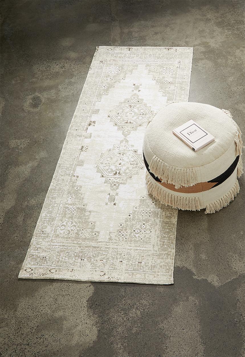 Sixth Floor - Antique printed runner - light grey