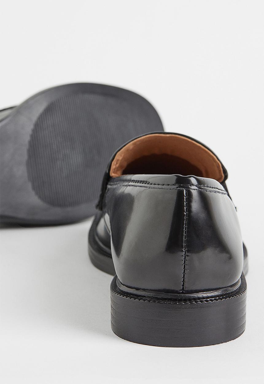 H&M - Snaffle-trim loafers - black 