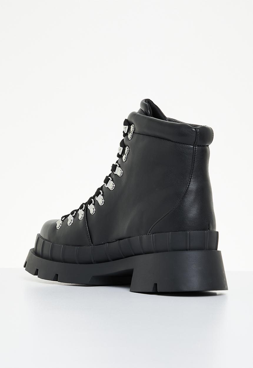 Public Desire - Hike there lace-up boot - black