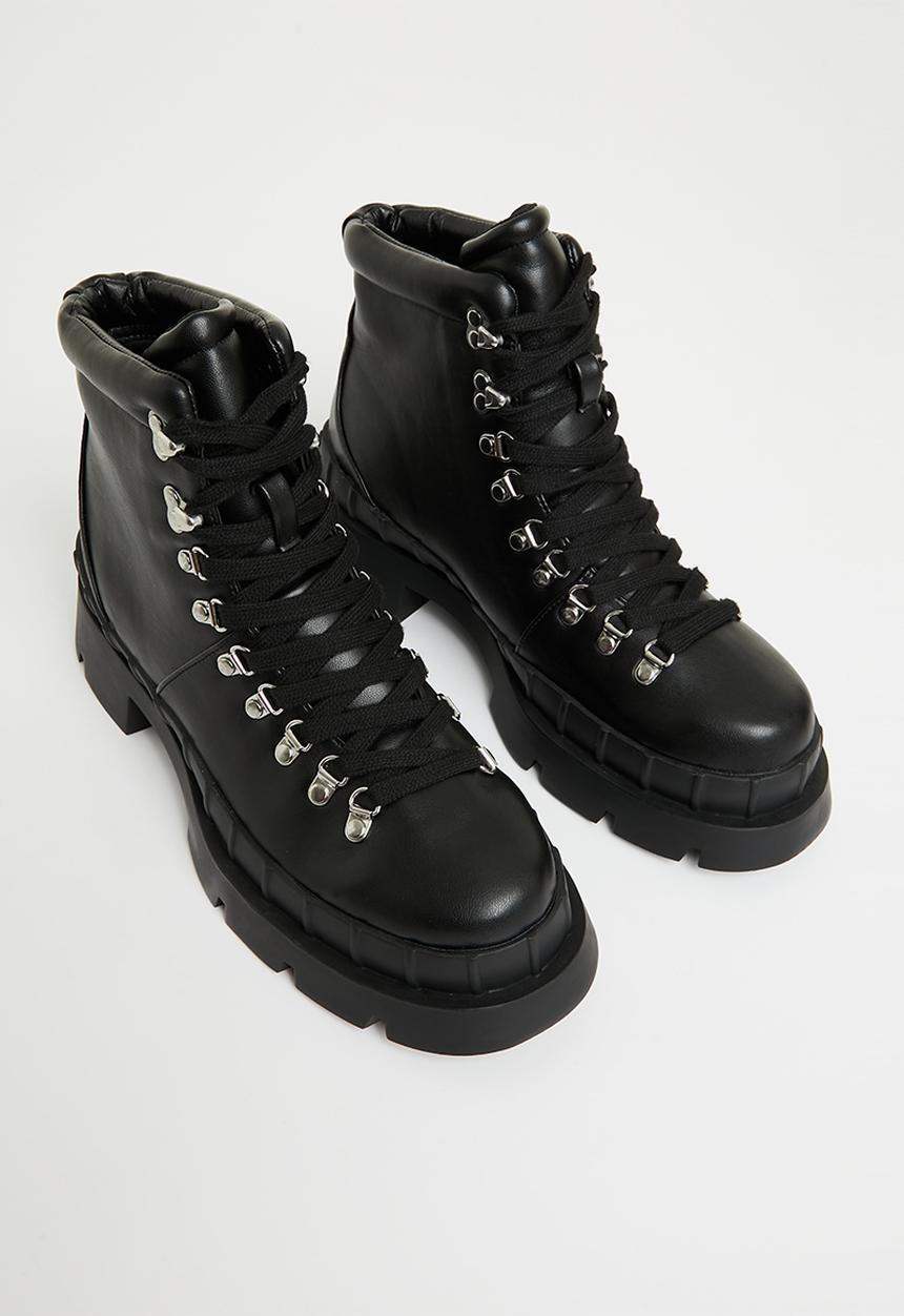 Public Desire - Hike there lace-up boot - black