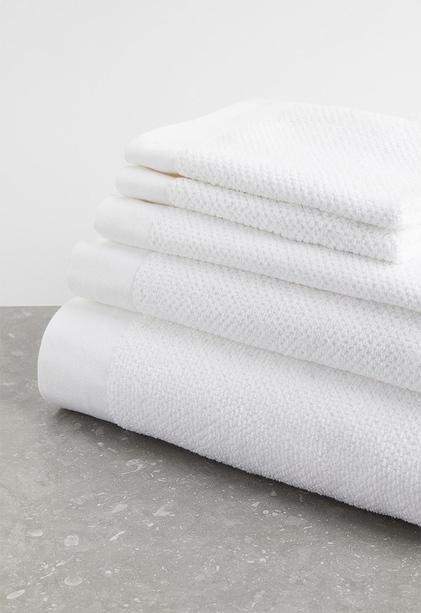 H&M - Cotton terry bath towel - white 