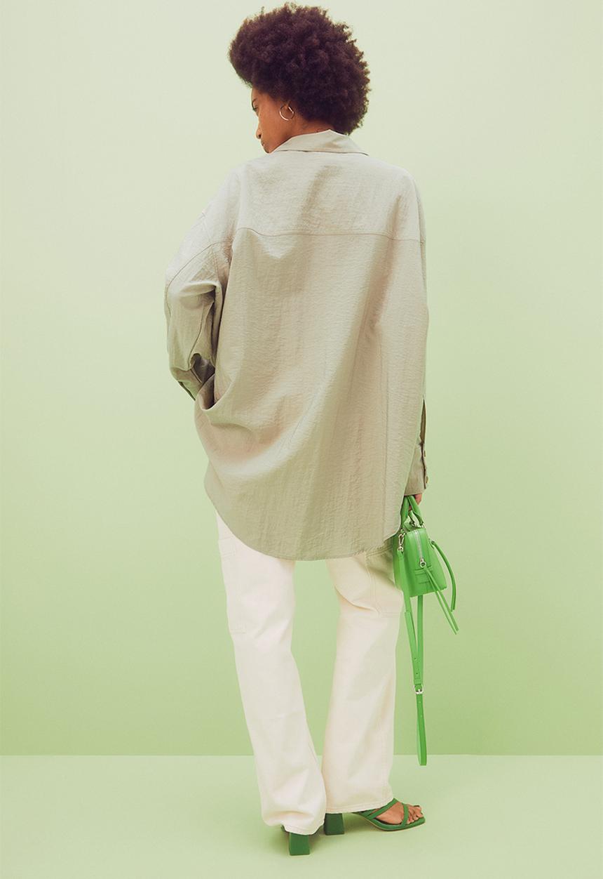 H&M - Oversized shirt - green beige