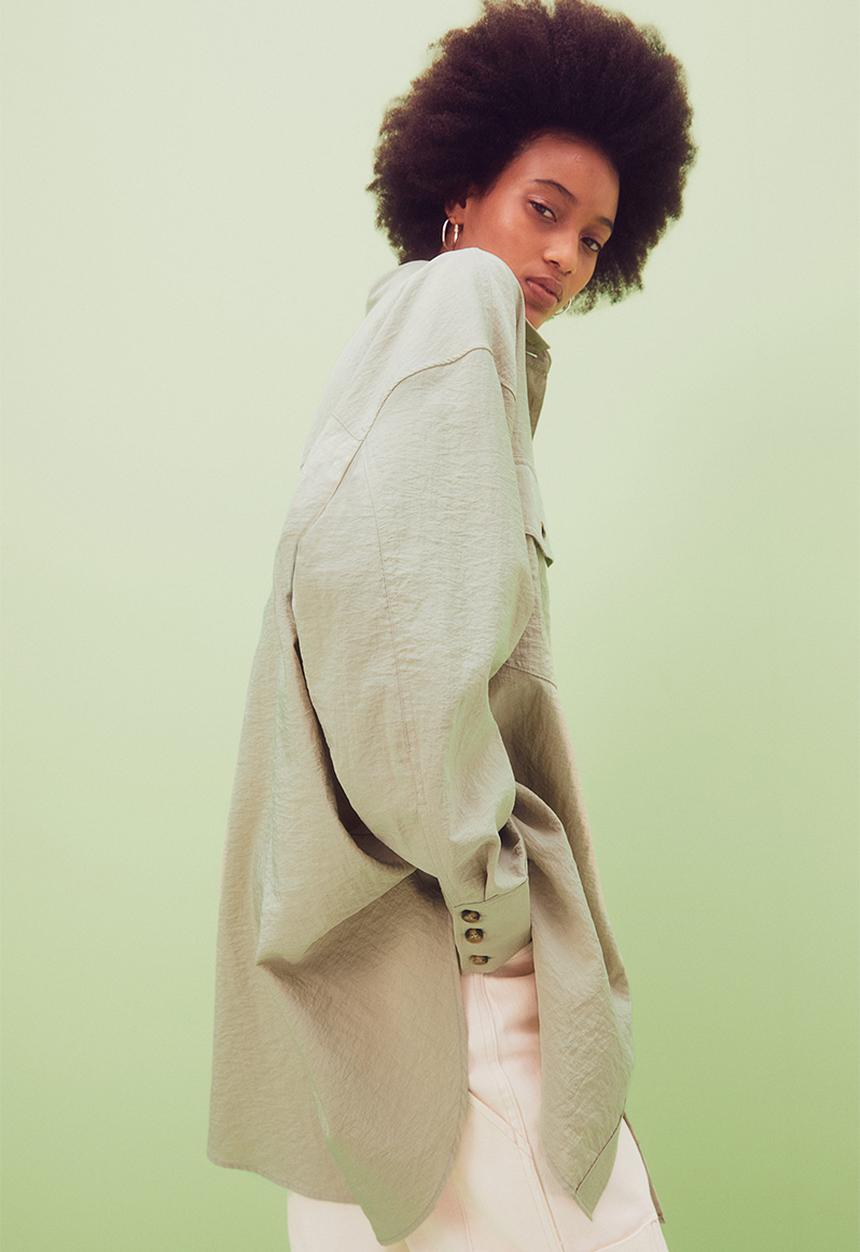 H&M - Oversized shirt - green beige