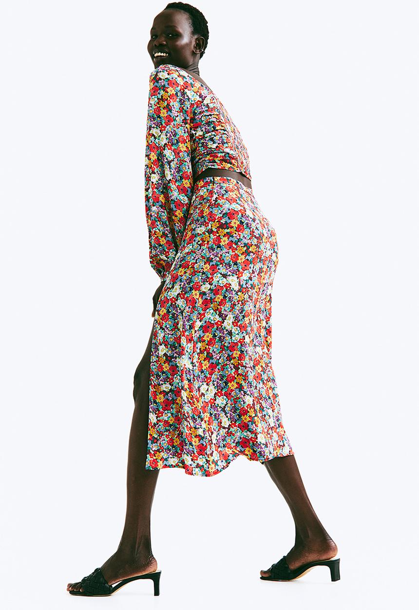 H&M - Viscose skirt - red/floral