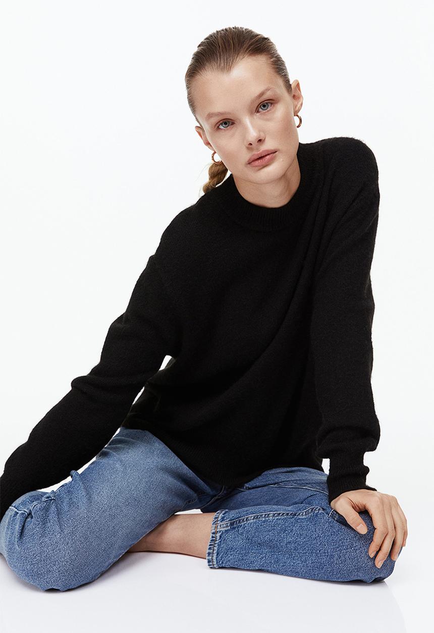 H&M - Knitted jumper - black