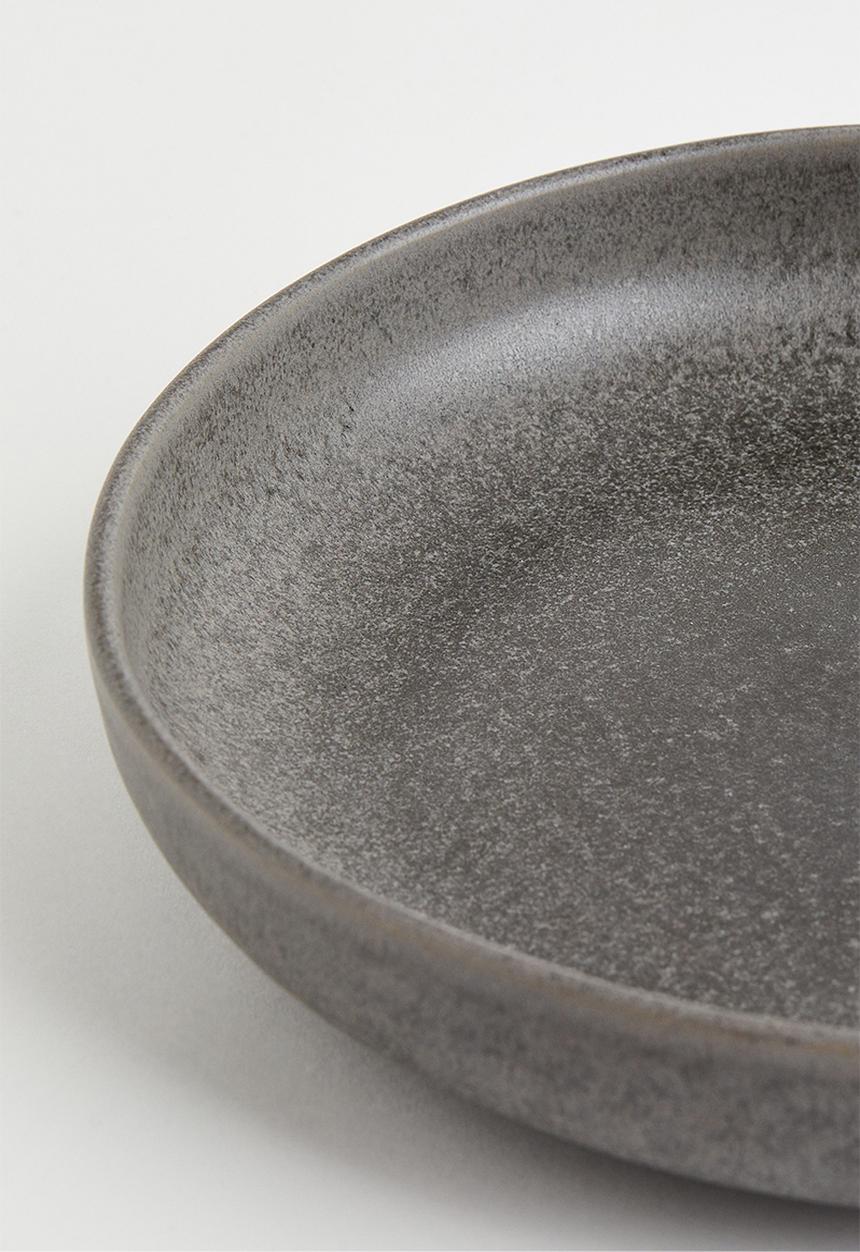 H&M - Deep stoneware plate - brown
