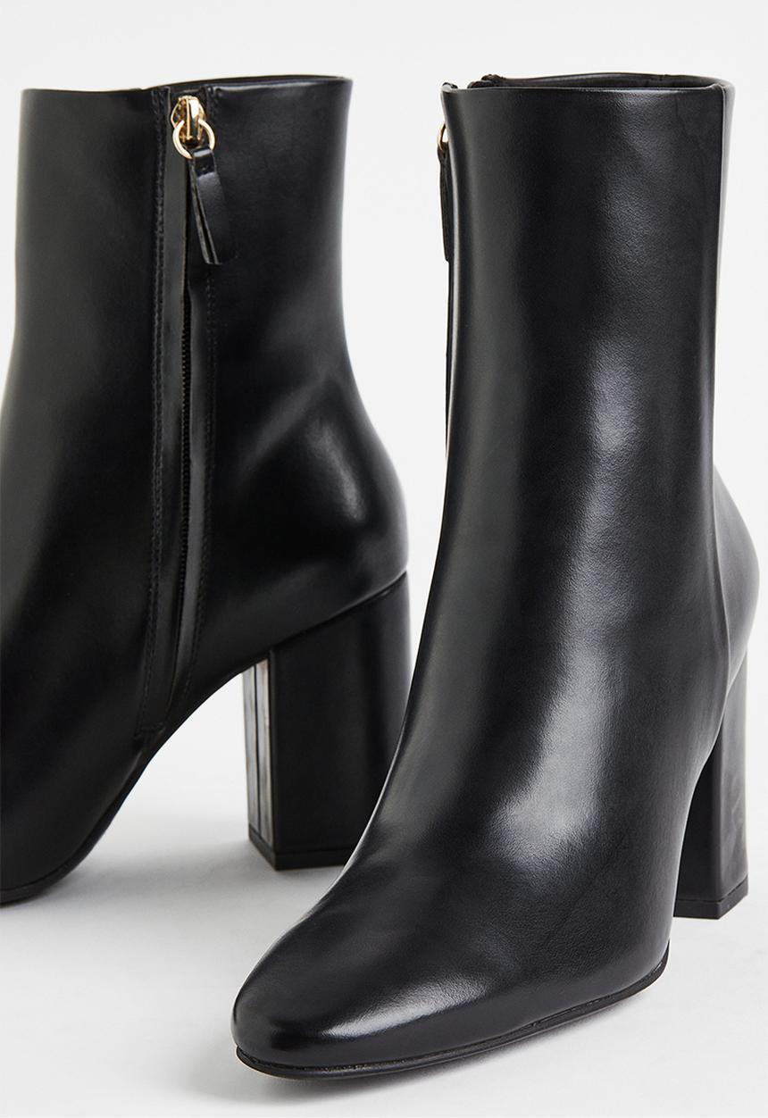 H&M - Heeled boots - black 