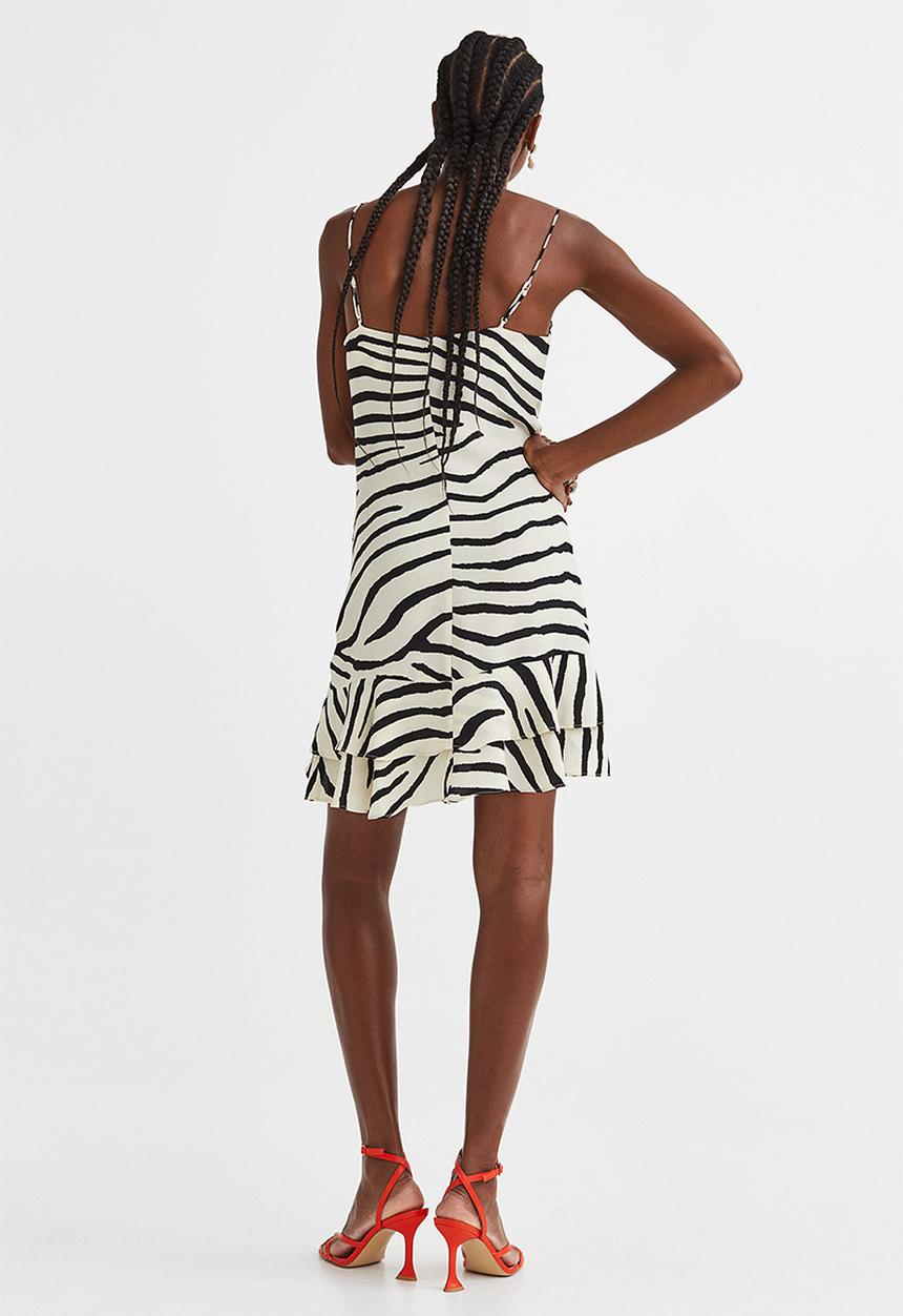 H&M - Flounce-hem crêpe dress - cream/zebra-print