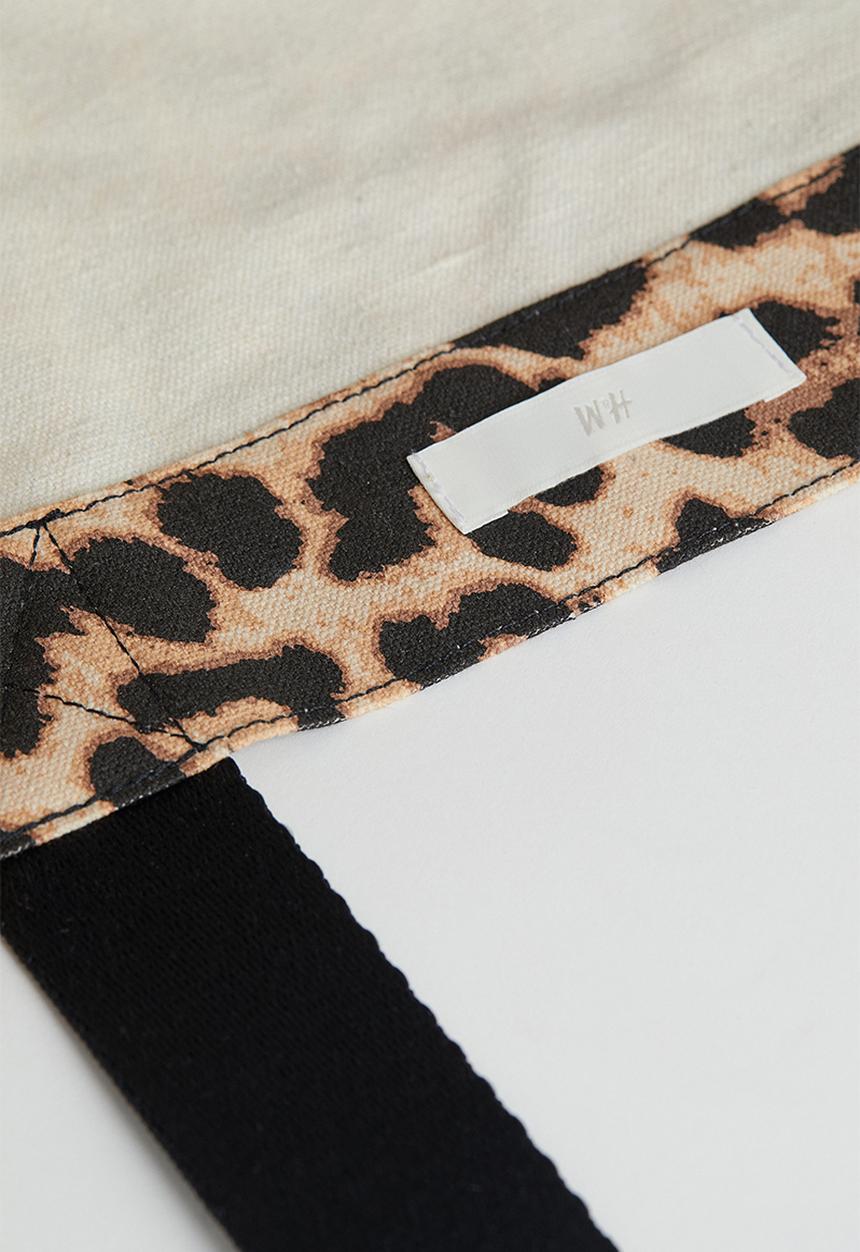 H&M - Large canvas shopper - beige/leopard print