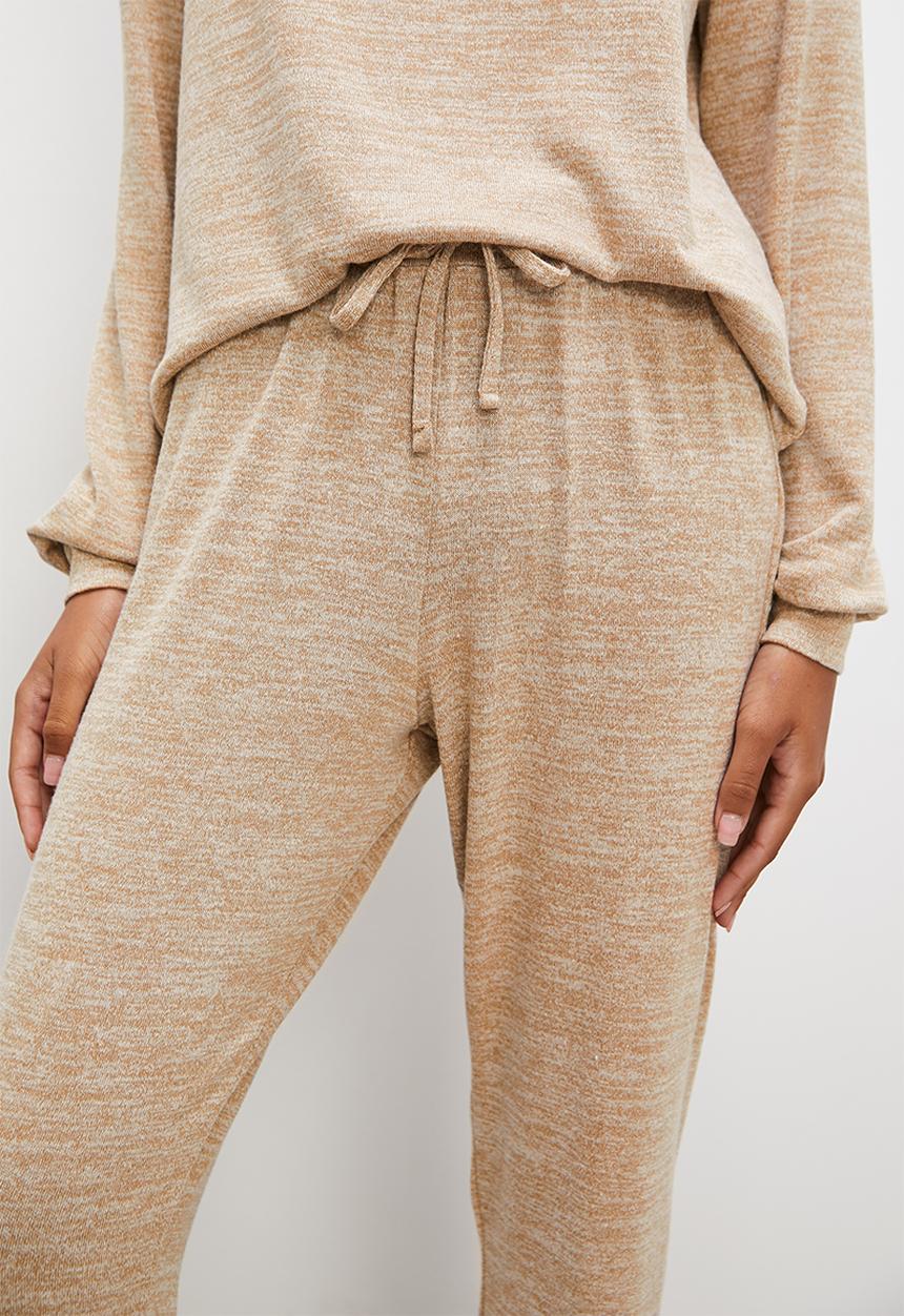 Superbalist - Soft touch sleep set - latte
