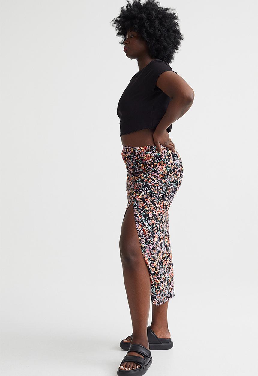 H&M - Draped skirt - black/small flowers