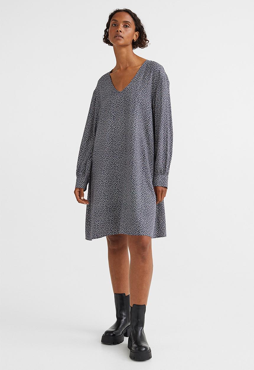 H&M - V-neck dress - dark blue/small flowers