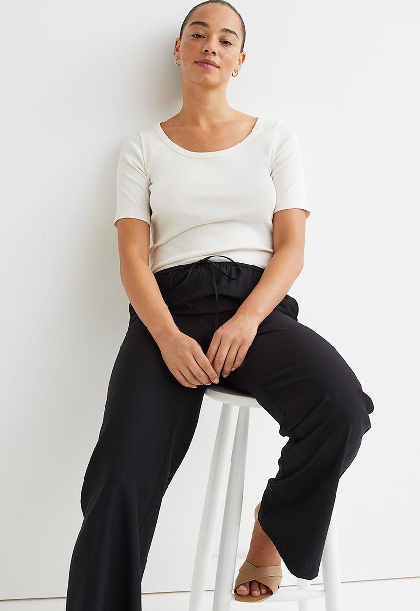 H&M - Wide satin trousers - black