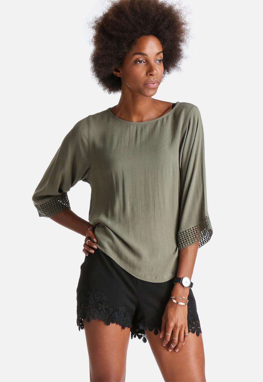 Jacqueline de Yong - Regard 3/4 Lace Top