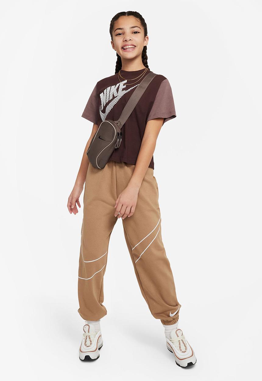 Nike - G nsw tee essential boxy tee dnc - earth & plum eclipse