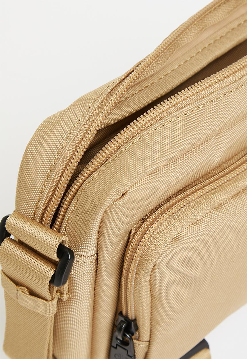 Calvin Klein - Sport essentials camera - timeless camel