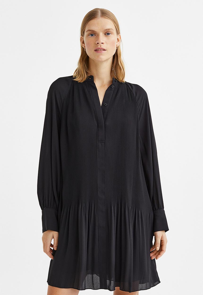 H&M - Pleated dress - black