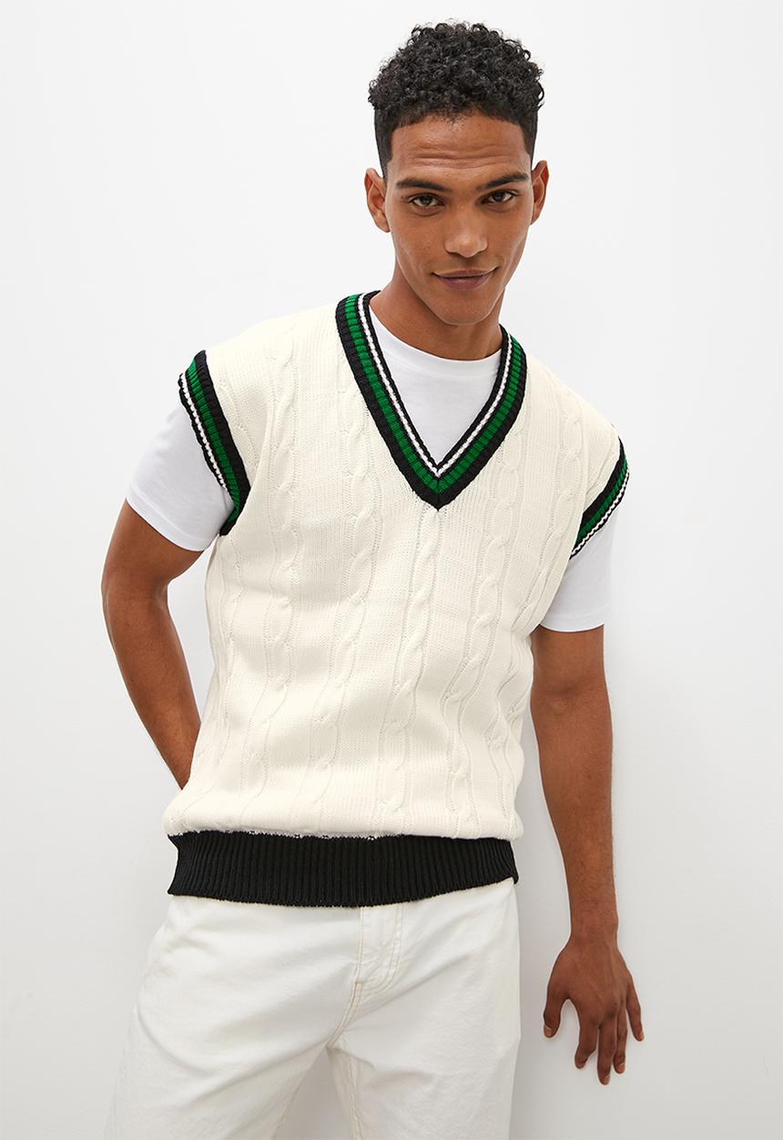 STYLE REPUBLIC - Regular fit collegiate knit vest - ecru / green / black