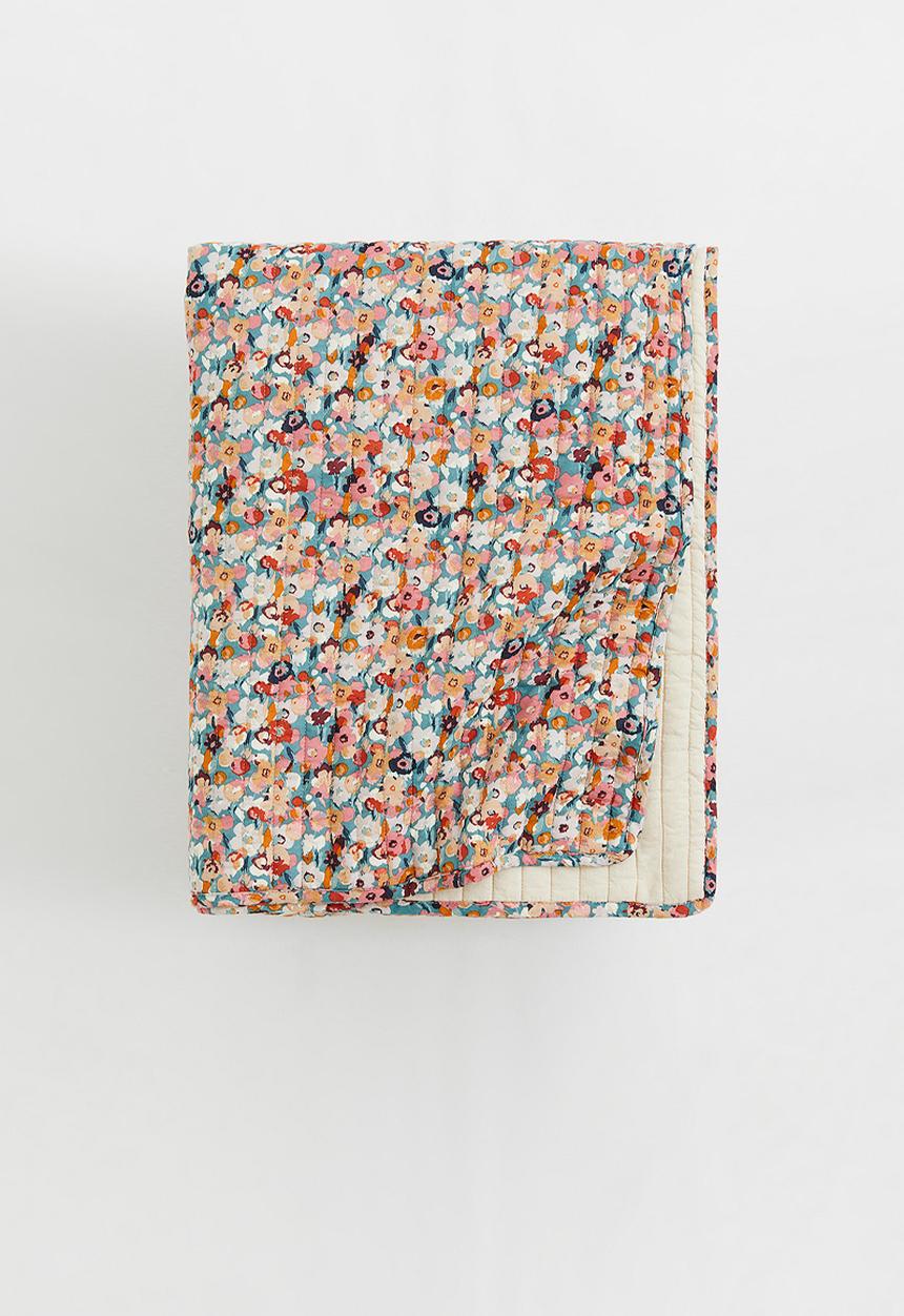 H&M - Quilted bedspread - multi