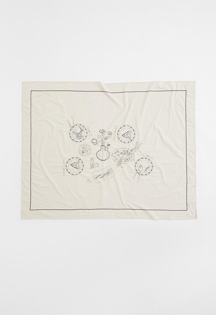 H&M - Embroidered linen-blend tablecloth - beige/multi