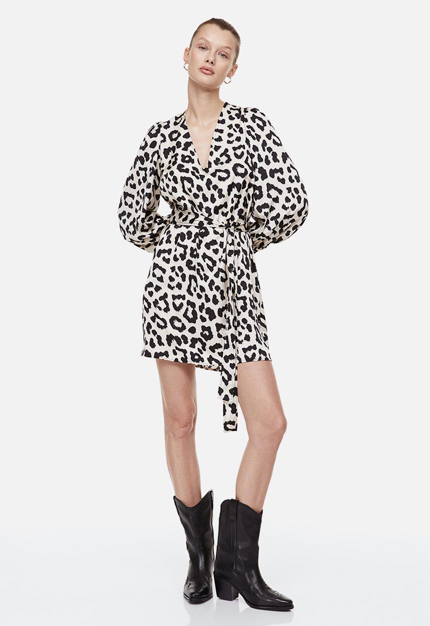 H&M - Balloon-sleeved satin dress - white/leopard print