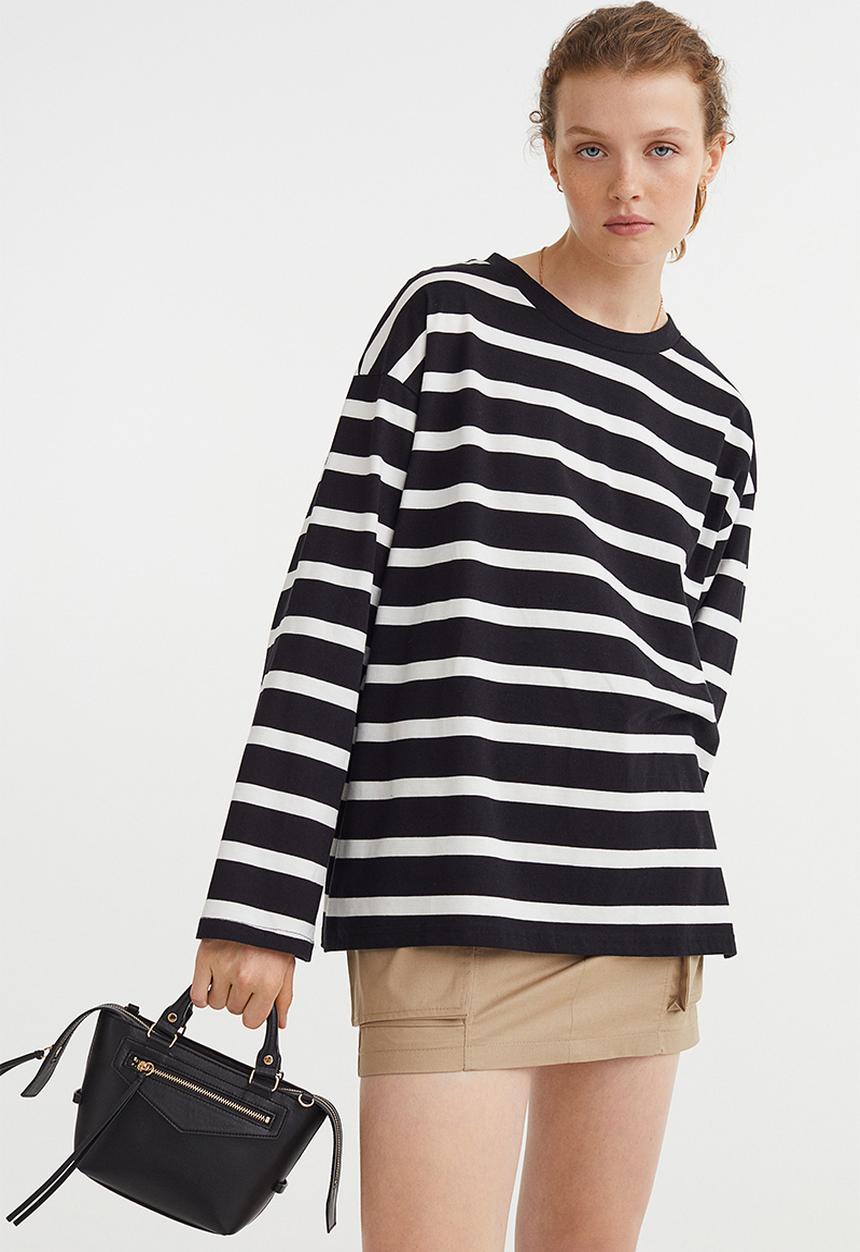 H&M - Oversized jersey top - black striped