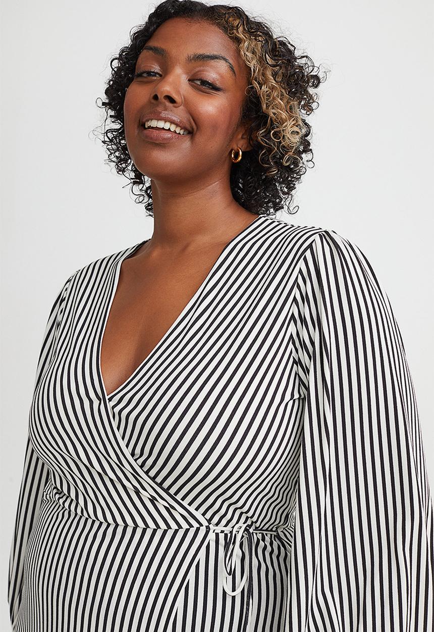 H&M - Balloon-sleeved wrap dress - black & white striped