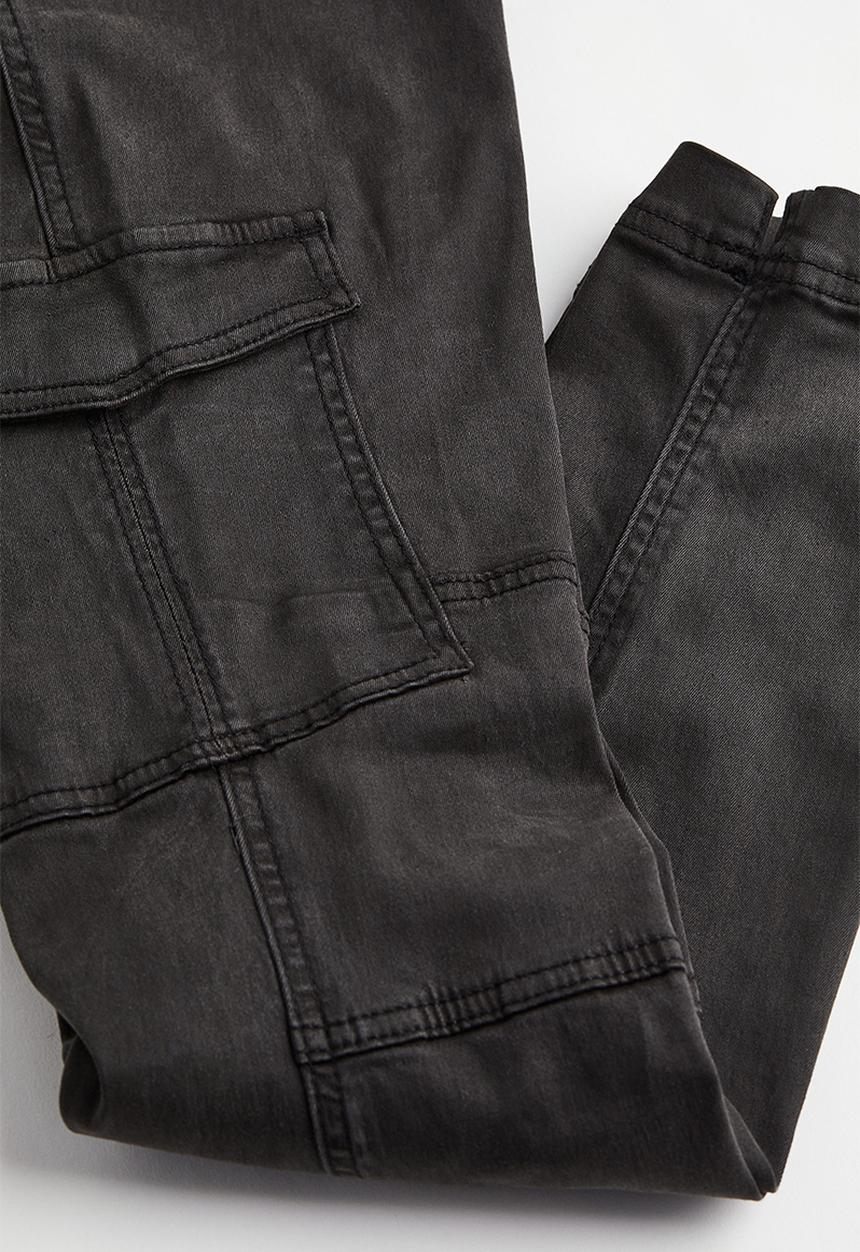 H&M - Skinny cargo trousers - black