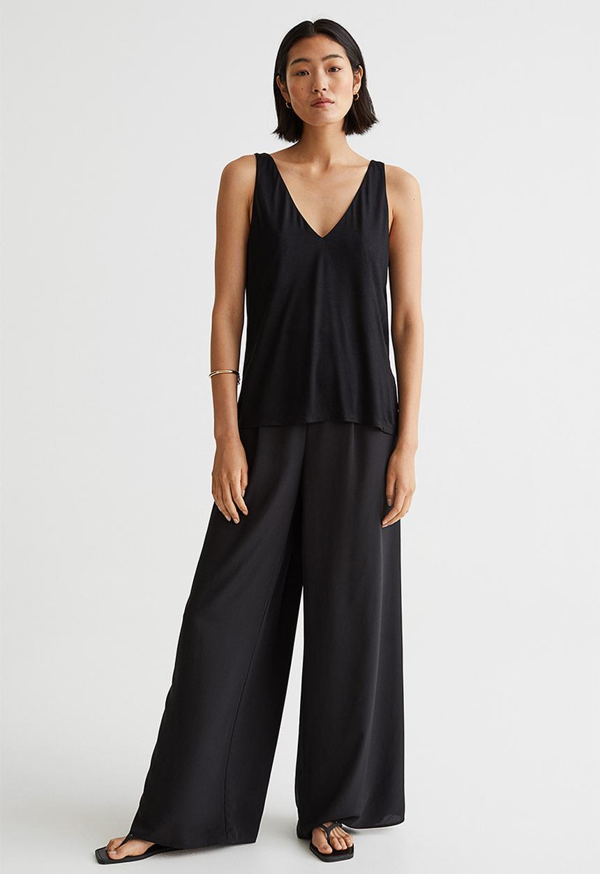 H&M - V-neck sleeveless top - black